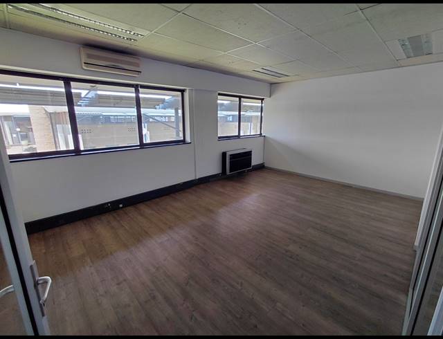 1,839M² OFFICE TO LET IN RANDJESPARK